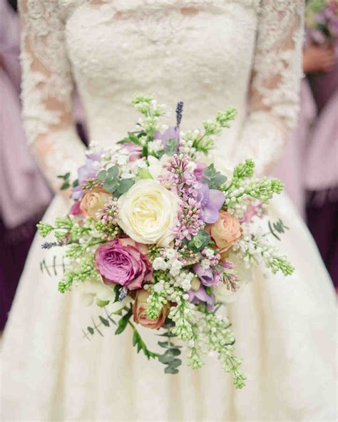 Fresh & Fragrant Lilac Wedding Bouquets | Martha Stewart Weddings