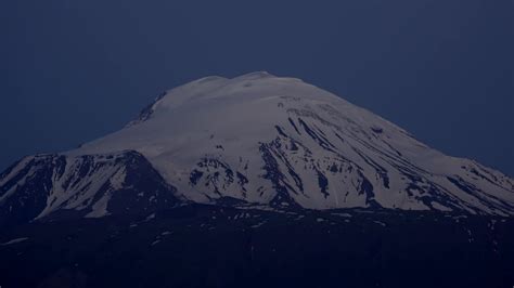 Sunrise on summit of Mount Kilimanjaro 25503042 Stock Video at Vecteezy