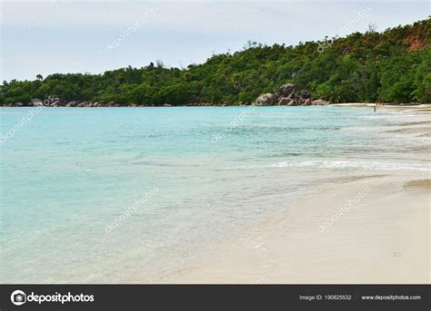 Tropical beach on Seychelles — Stock Photo © znm666 #190825532