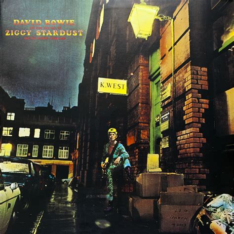 Rise and Fall of Ziggy Stardust and the Spiders from Mars | Ziggy stardust album, David bowie ...