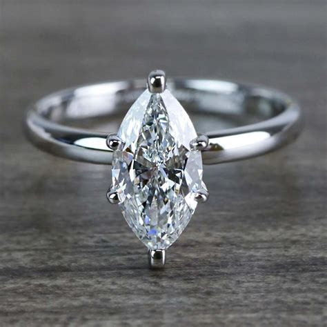 Glimmering Marquise Diamond Engagement Ring (1 Carat)