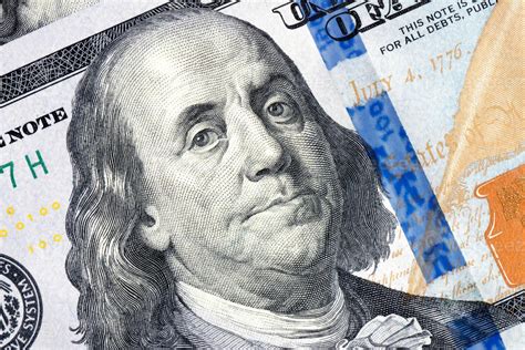 Benjamin Franklin 100 dollar bill 1079014 Stock Photo at Vecteezy