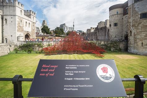 For WWI Anniversary, the Tower of London Has Become Surrounded by a Sea of Poppies | Smithsonian