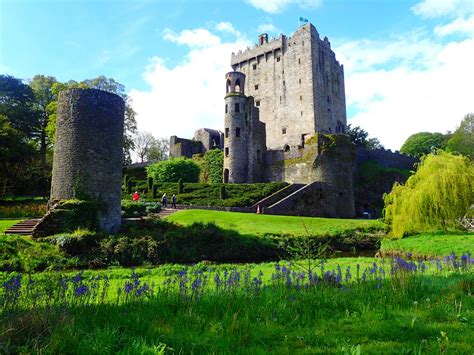 Discover County Cork's Blarney Castle – home of the famous Blarney Stone | Ireland.com