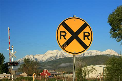 Railroad Crossing Sign: What Does It Mean?