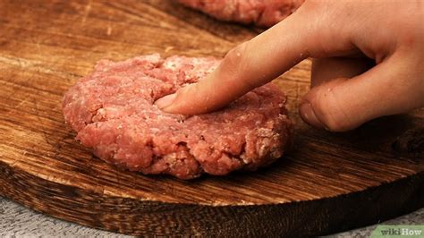 How to Cook Hamburgers on the Stove: Quick & Easy Recipe