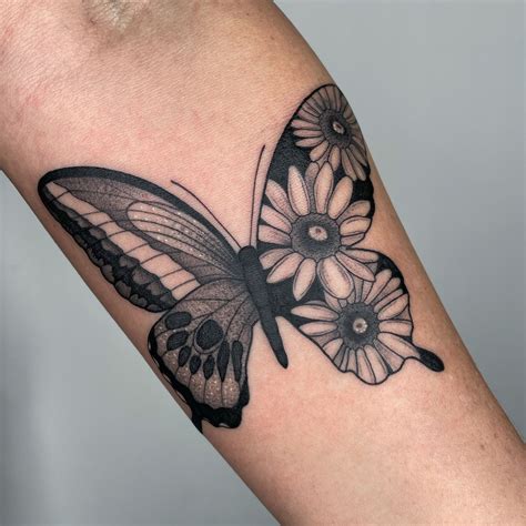 megancarrolltattoo:daisy-butterfly-huntsville-tattoo-artist-huntsville-alabama-alabama-tattoo ...