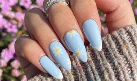 20 Amazing Light Blue Nails Design Ideas Perfect for Summer 2023