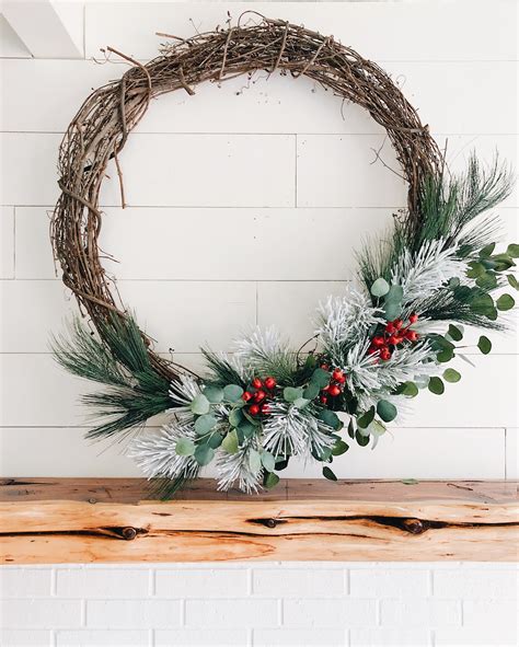 Simple and Quick Farmhouse Christmas Wreath DIY Tutorial - Cotton Stem