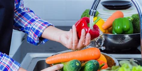 How to Wash Fruits & Vegetables with Vinegar & Baking Soda | Assuaged