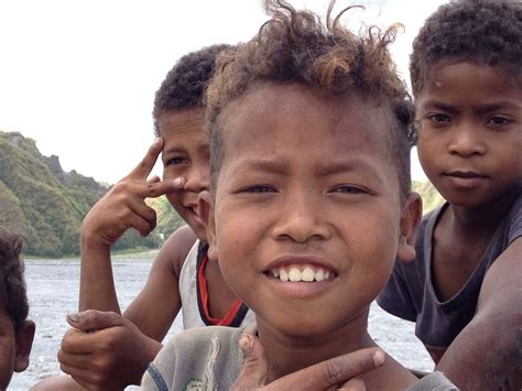 Aeta tribe of Mount Pinatubo area. Photo by LBWestlake. | People of the world, Wonders of the ...