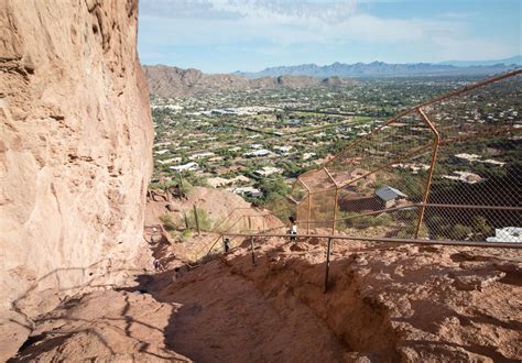 Hiking Camelback Mountain via Echo Canyon Trail in Camelback Mountain Echo Canyon Recreation ...