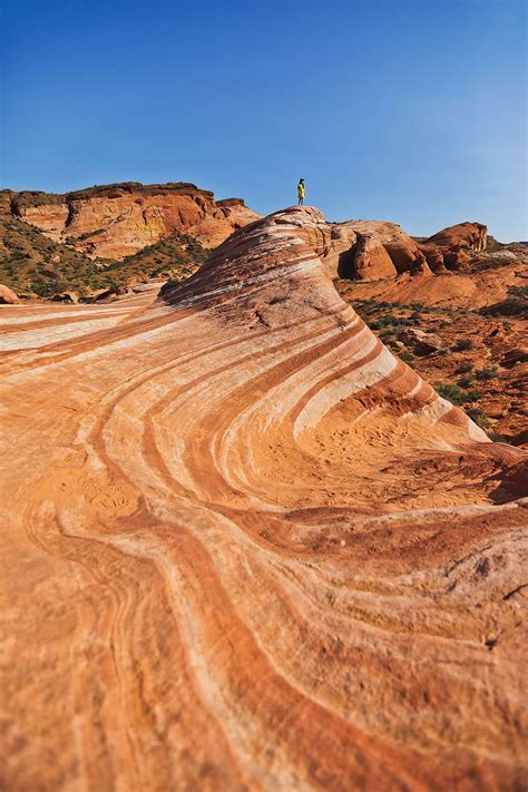 How to Hike the Fire Wave Valley of Fire State Park » Local Adventurer