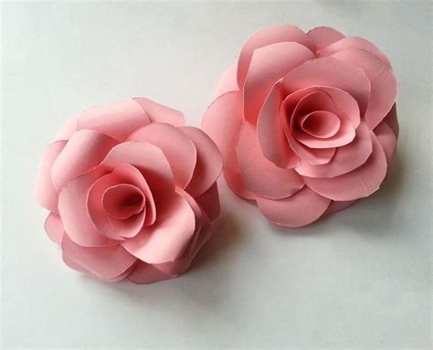 DIY Paper Flowers | Craft projects for every fan!