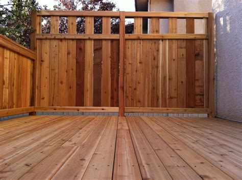 10+ Deck Privacy Wall Ideas – HOMYRACKS