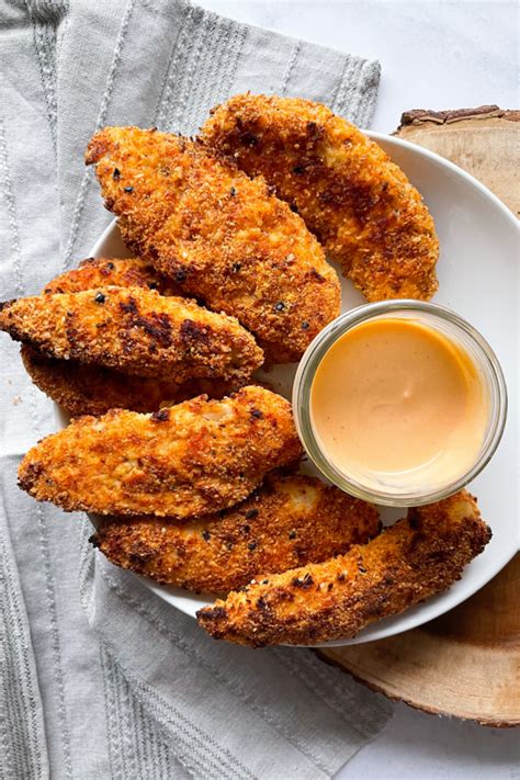 Crispy Healthy Oven Baked Chicken Tenders - hellofrozenbananas.com