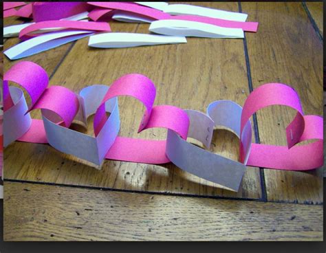 How To Make Paper Heart Chain For Valentines Day Crafts Valentine's Aunt Annie's