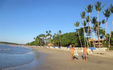 Playa Tamarindo beach, Costa Rica - Ultimate guide (November 2024)