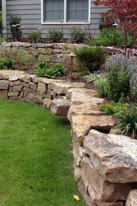 Landscaping With Retaining Wall Ideas