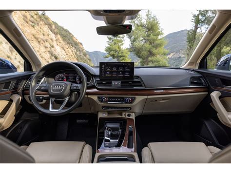 2025 Audi Q5: 192 Interior Photos | U.S. News