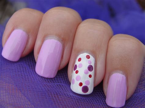 PINK & PURPLE POLKA DOT NAILS!