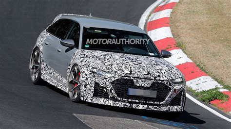 2025 Audi RS 6 Avant GT spy shots and video