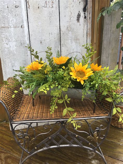 Sunflower Centerpiece Farmhouse Sunflower Table Decor - Etsy | Sunflower centerpieces, Sunflower ...