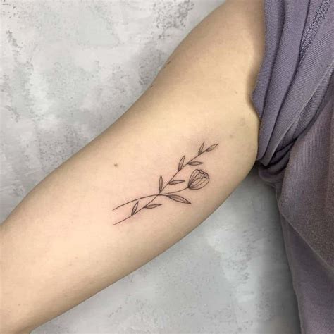 Meaningful Aesthetic Minimalist Flower Tattoo : Top 61 Best Minimalist Flower Tattoo Ideas ...