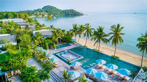 Luxury Beachfront Resort In Koh Samui – Select Representation