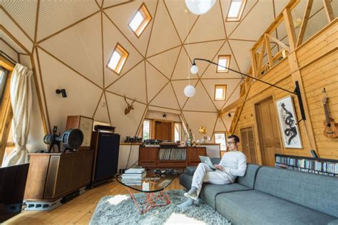 dome shaped homes | ... Mikio Hasui Has A Mind-Blowing Geometric Dome Cabin - Airows ...