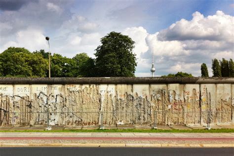 The Berlin Wall Memorial at Bernauer Strasse - nuBerlin