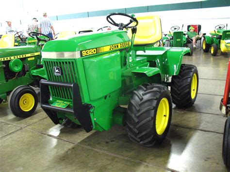 Used John Deere Lawn And Garden Tractors