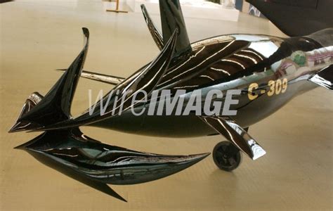 What are the aerodynamic design principles behind the "supersonic" propeller of Luigi Colani's C ...