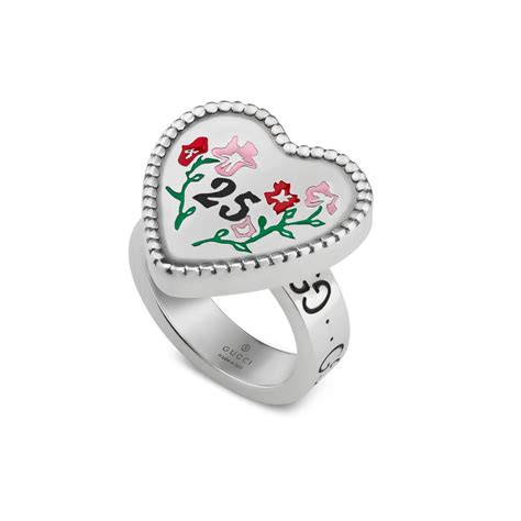 Gucci Heart Ring In Silver in Metallic - Lyst