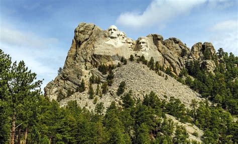 75 Surprising Facts About Mount Rushmore | Travel South Dakota