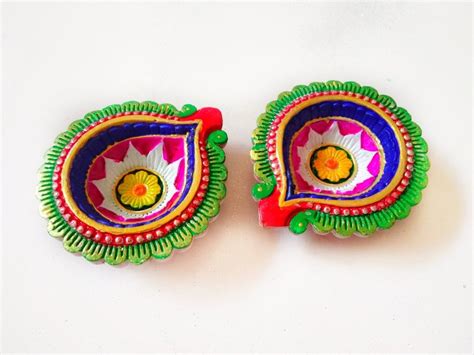 Colourful diya decoration at home |diwali craft 2019|school competition diya by Kalakar supriya ...