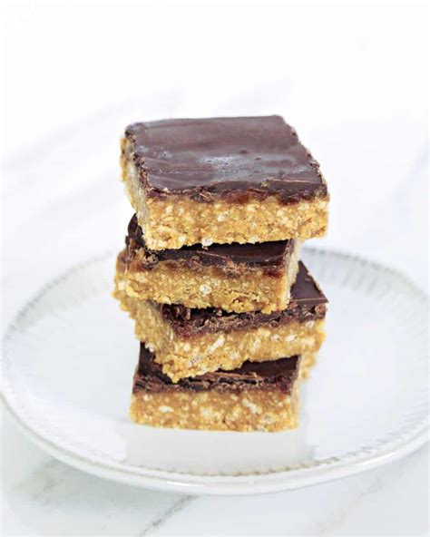 No-Bake Crispy Caramel Squares