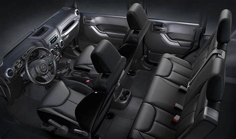 2016 Jeep Wrangler Unlimited - Interior Comfort