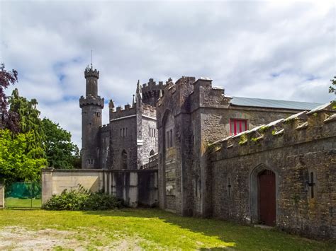 Charleville castle: haunted • Go-to-Ireland.com castle