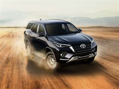 (1 min read) 2023 Toyota Fortuner- what changes? » MotorOctane