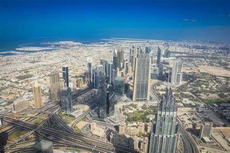 How to Enjoy the Amazing View from the Top of Burj Khalifa?