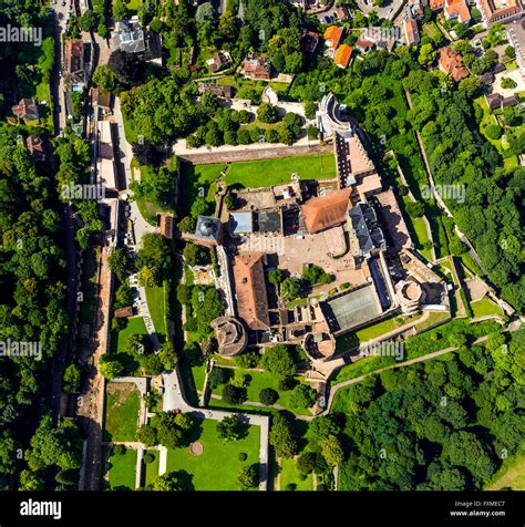 Aerial view, Schloss Heidelberg, Heidelberg Castle, Heidelberg castle ruin, castle courtyard ...