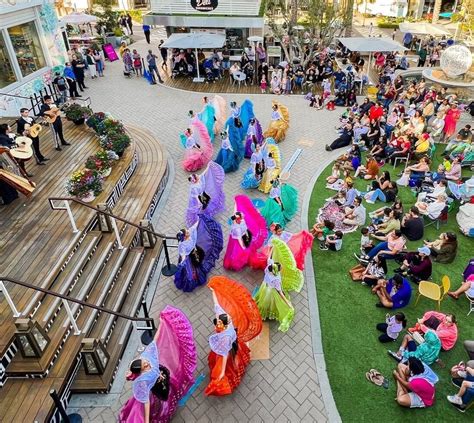 Cinco de Mayo Celebrations - 2ND & PCH : r/LongBeachCA