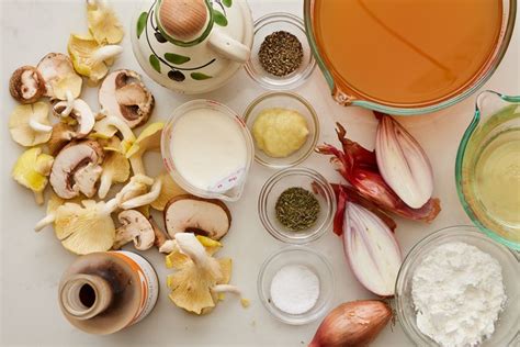 20-Minute Creamy Mushroom Soup with Sherry