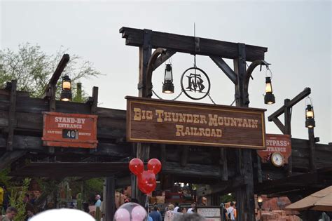 8 Facts And Secrets About Big Thunder Mountain Railroad At Walt Disney World – DisneyTips.com