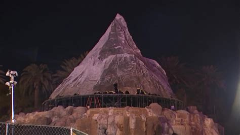 Transformation of Mirage Volcano underway ahead of Las Vegas Super Bowl