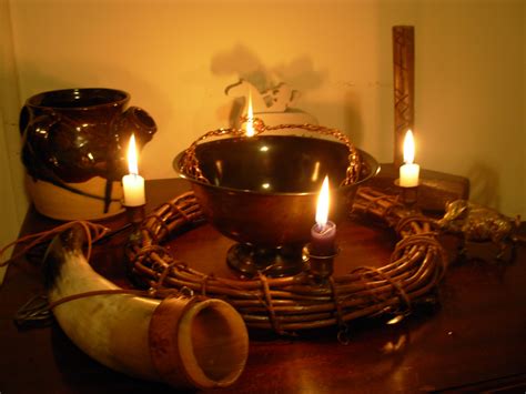 Wicca Rituals: A Standard Ritual Opening and Closing for Beginning Wiccans | Exemplore