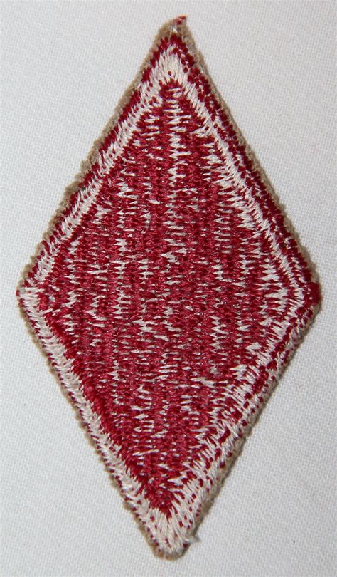 G079. WWII 5TH INFANTRY DIVISION PATCH - B & B Militaria