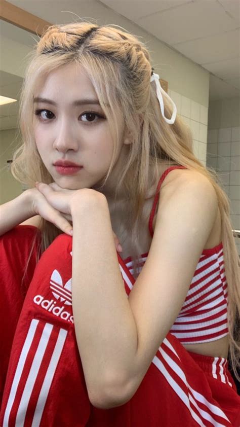 BLACKPINK Rosé Instagram and Insta Story Update, July 14, 2019