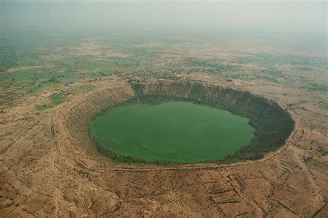 10 Largest Impact Craters on Earth